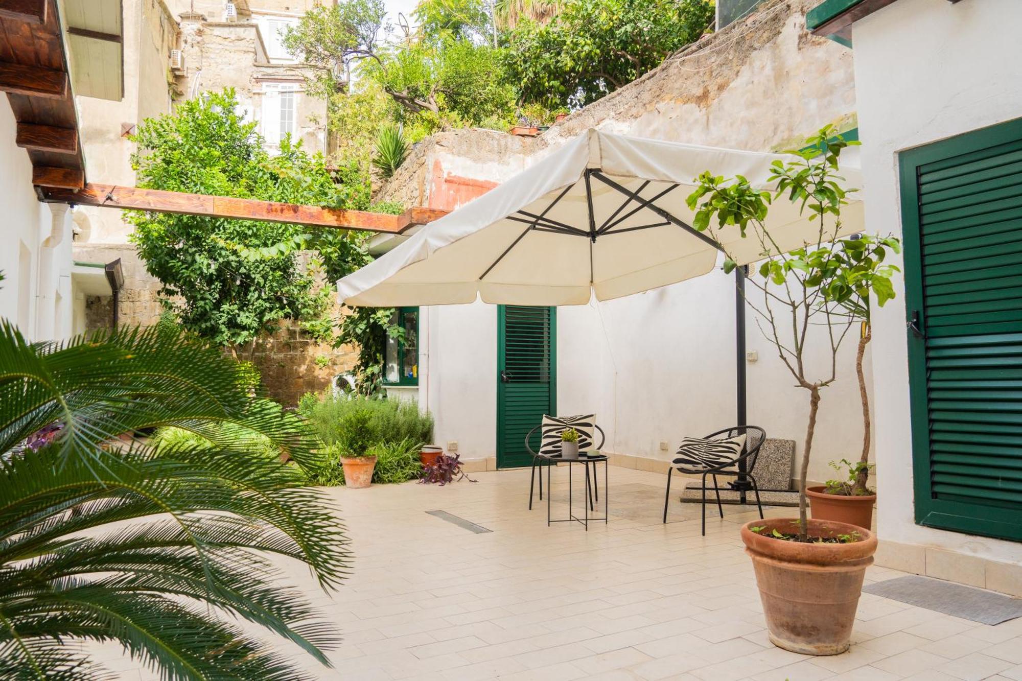 La Puteca Bed & Breakfast Napoli Dış mekan fotoğraf